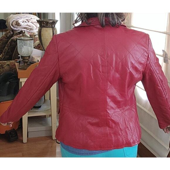 Woman's Leather Jacket Length 20' p2p 23' - Picture 4 of 5